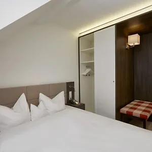 H+ **** Nürnberg