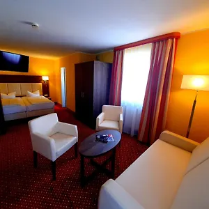 Hotel Invite